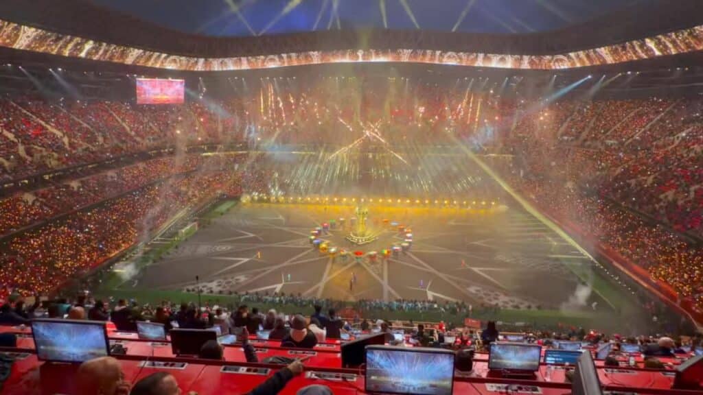 Réactions au spectacle d&rsquo;ouverture du match de football !